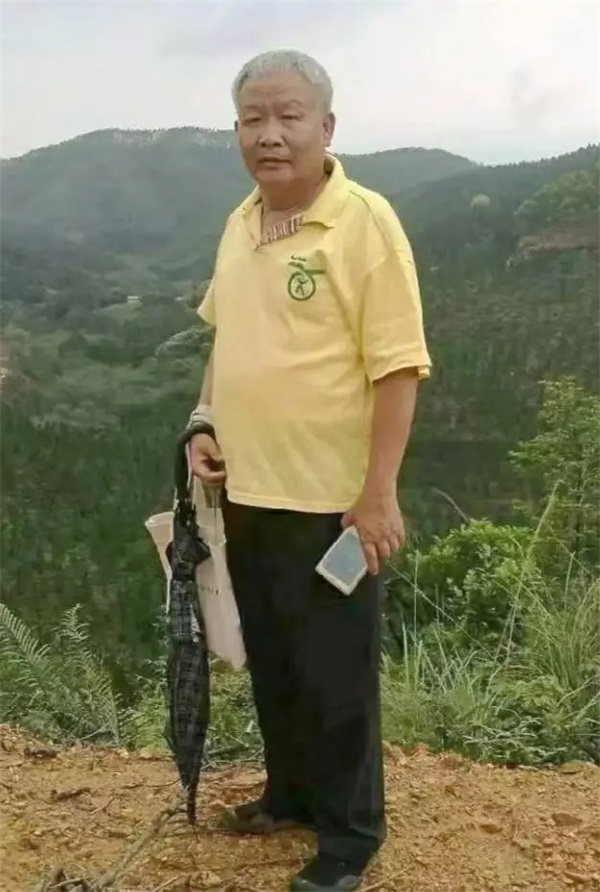 陈均载---茂名明镜堂主 国学名家