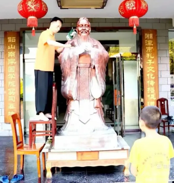 4.webp.jpg 4.webp.jpg