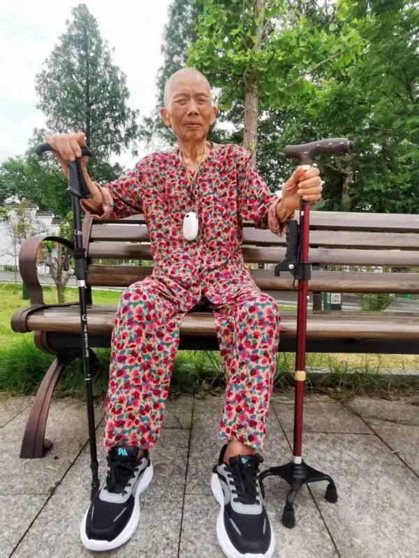 28.webp.jpg 28.webp.jpg