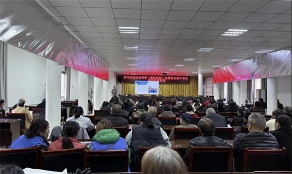 养马街道持续推进党建引领“微网实格”治理能力提升，“一对一”个性化培训走深走实