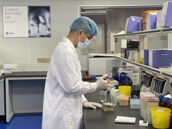 2025医学科研赋能选型参考：从工具叠加到全链智能的新范式